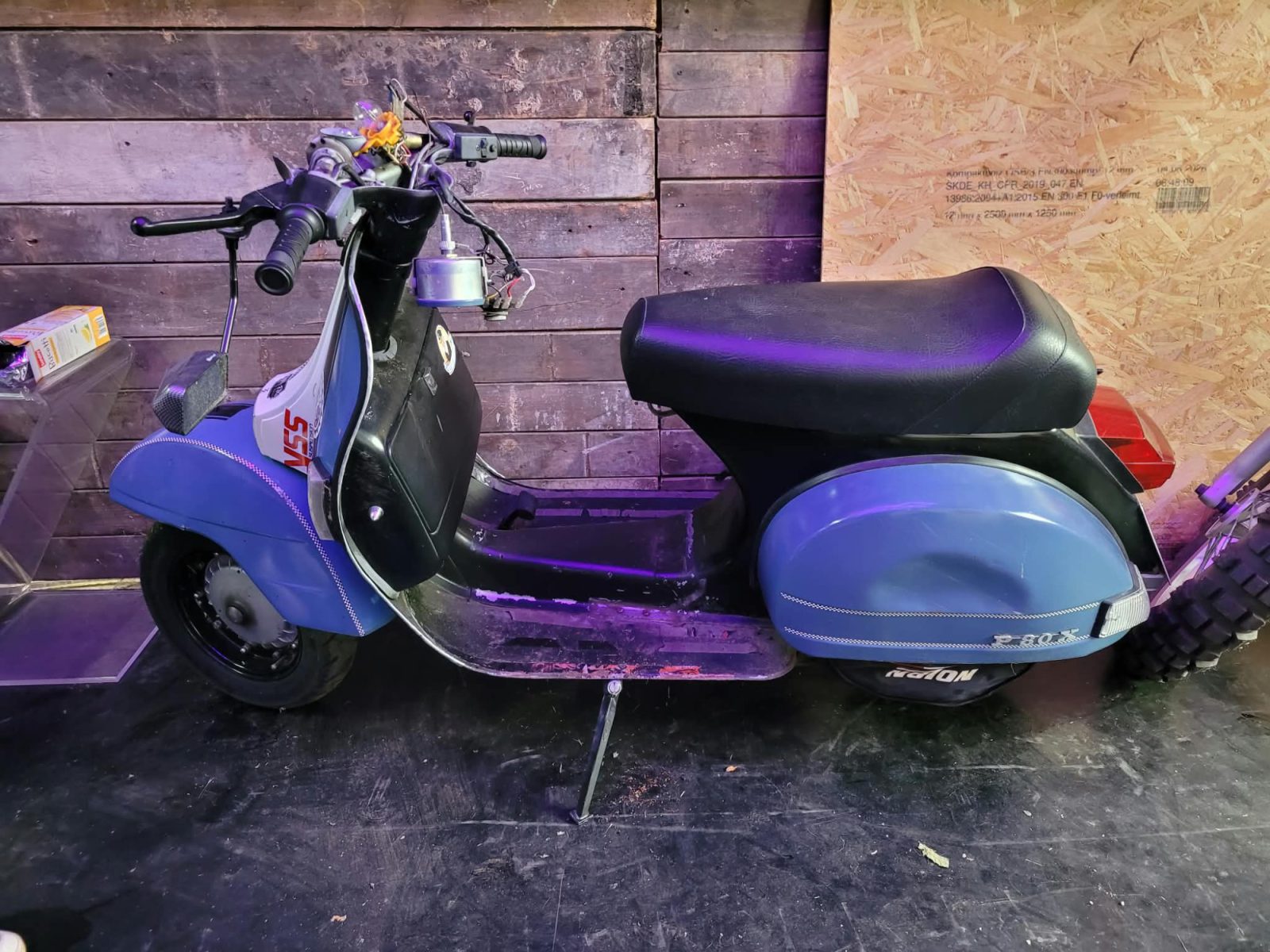 Vespa PX 80